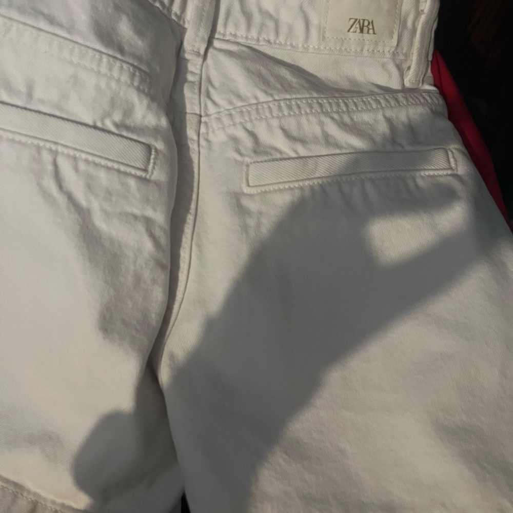 ZARA HIGH RISE DENIM SHORTS - Picture 3 of 3